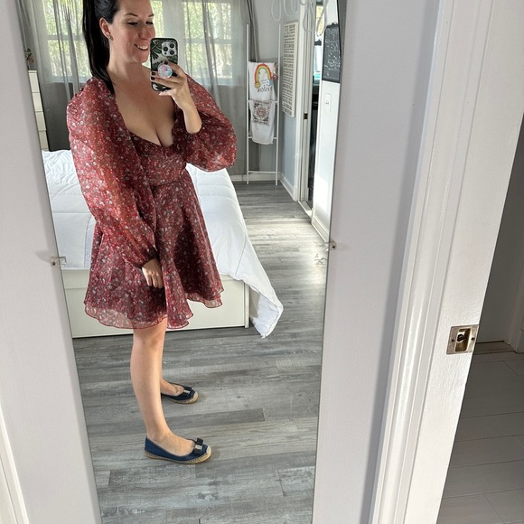 Selkie The Princess Mini Dress Long Puff Sleeves Crimson Floral Red Size Large - Picture 3 of 8